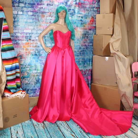 JOVANI Electric Pink Ball Gown *TRAIN*! #39493T - Picture 3 of 8